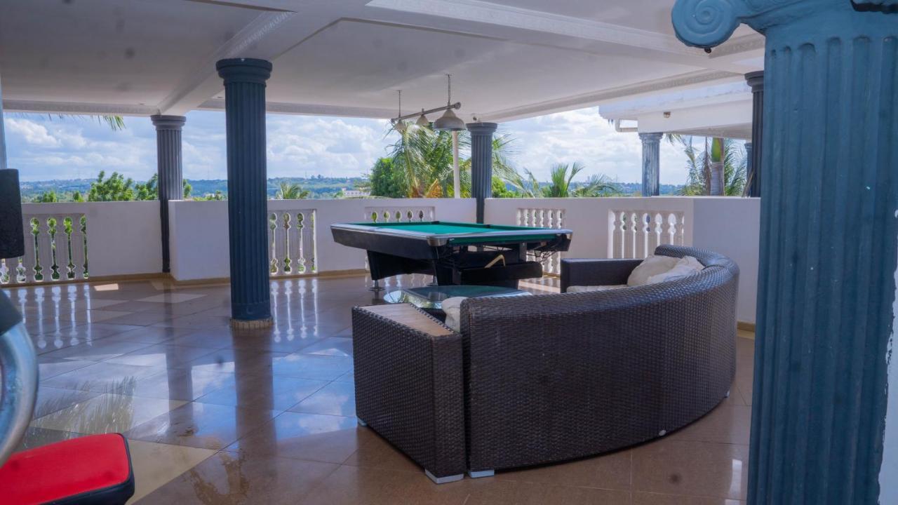 Luxury Beach Villa Inn Dar es Salaam Exterior photo